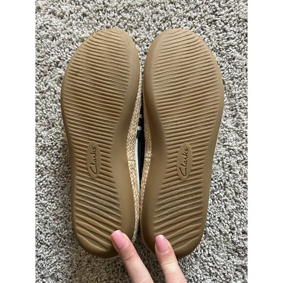 Clarks Womens Loafers Shoes Blue White Denim Striped Slip On Casual 9M Espadrill - Picture 11 of 11